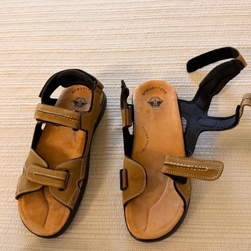 NEW Dockers Mens Sunland Memory Foam Fisherman Sandals Brown 90-21382 Size 12M